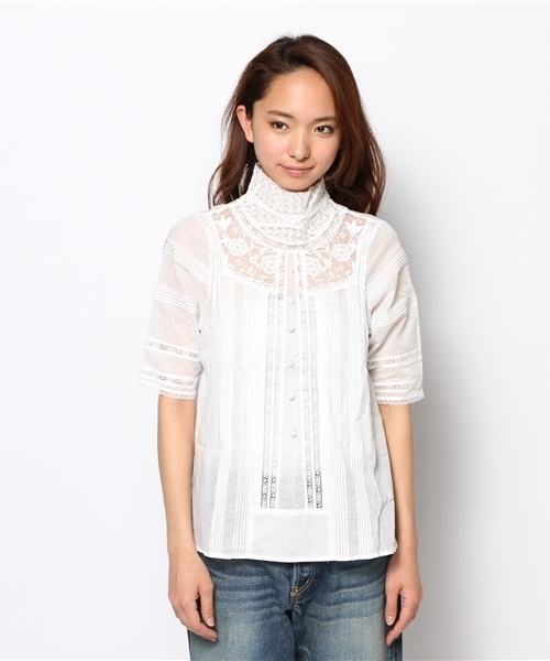 BEAMS BOY（ビームスボーイ）の「BEAMS BOY / 首レース 後ボタン ブラウス（シャツ/ブラウス・レディース・ホワイト・ONE SIZE）」の2枚目の写真