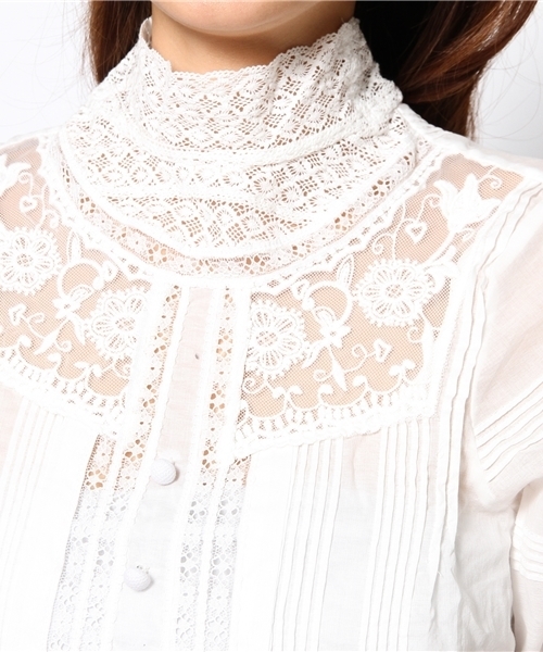 BEAMS BOY（ビームスボーイ）の「BEAMS BOY / 首レース 後ボタン ブラウス（シャツ/ブラウス・レディース・ホワイト・ONE SIZE）」の5枚目の写真