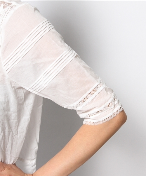 BEAMS BOY（ビームスボーイ）の「BEAMS BOY / 首レース 後ボタン ブラウス（シャツ/ブラウス・レディース・ホワイト・ONE SIZE）」の6枚目の写真