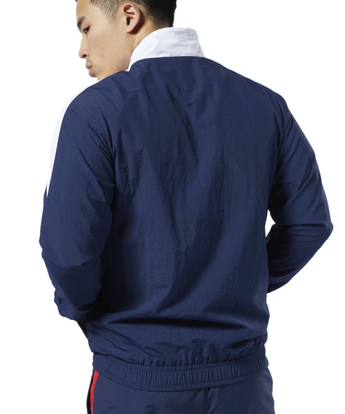 Reebok（リーボック）の「クラシックス ベクター トラックジャケット / Classics Vector Track Jacket（ナイロンジャケット・メンズ・グリーン/エメラルド/イエロー×ブラック/ブラック×ホワイト/ネイビー×ホワイト/ネイビー/ホワイト・SMALL/MEDIUM/LARGE/X-LARGE/XX-LARGE/XXX-LARGE/X-SMALL）」の18枚目の写真