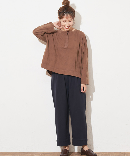 PUAL CE CIN(ピュアルセシン)の「ニットチノギャザーパンツ(その他パンツ・レディース・ベージュ/カーキ/モカ/ネイビー・FREE)」の4枚目の写真