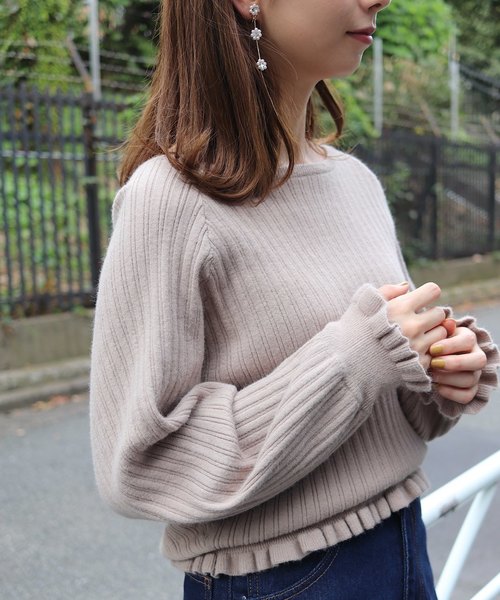 flower(フラワー)の「フリルリブニット(ニット/セーター・レディース・ブラック/ベージュ/アイボリー・FREE)」の3枚目の写真