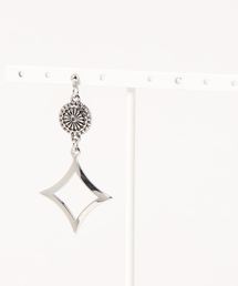 チャイハネ（チャイハネ）の「【チャイハネ】エスニックモチーフメタルピアス 片耳用1pcs（ピアス（片耳用））」