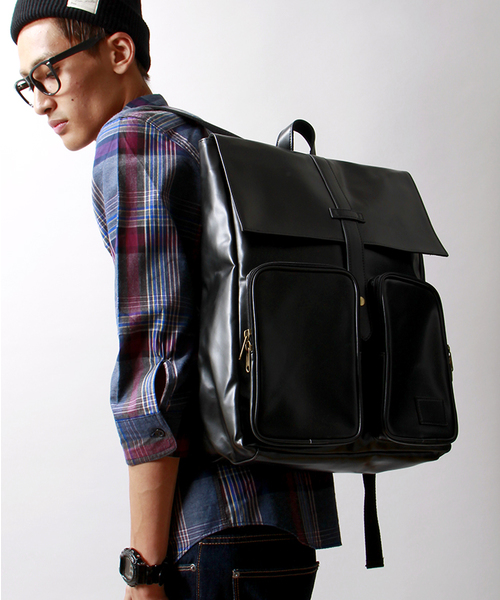 WEGO（ウィゴー）の「WEGO/レザータッチリュック（バックパック/リュック・メンズ・ホワイト/ブラック・FREE）」の2枚目の写真