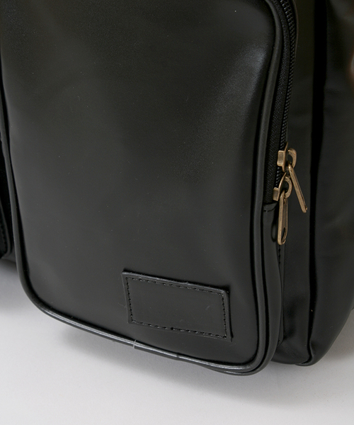 WEGO（ウィゴー）の「WEGO/レザータッチリュック（バックパック/リュック・メンズ・ホワイト/ブラック・FREE）」の11枚目の写真