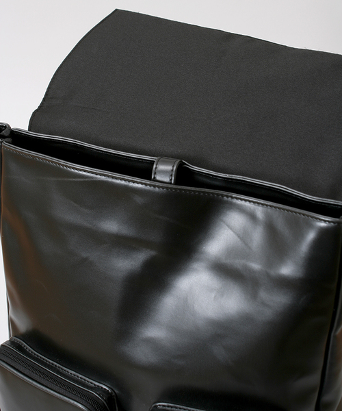 WEGO（ウィゴー）の「WEGO/レザータッチリュック（バックパック/リュック・メンズ・ホワイト/ブラック・FREE）」の5枚目の写真