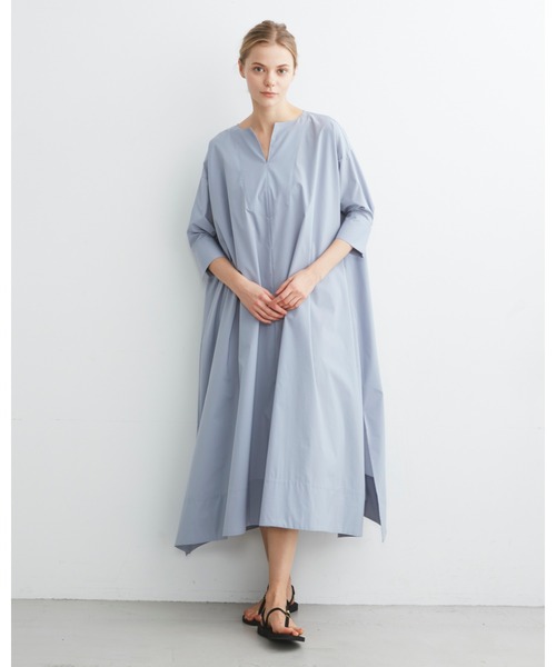 Traditional Weatherwear(トラディショナルウェザーウェア)の「CAFTAN LONG SLEEVE ONE-PIECE(シャツワンピース・レディース・オフホワイト/ブルー・S)」の3枚目の写真