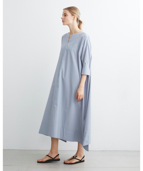 Traditional Weatherwear(トラディショナルウェザーウェア)の「CAFTAN LONG SLEEVE ONE-PIECE(シャツワンピース・レディース・オフホワイト/ブルー・S)」の5枚目の写真
