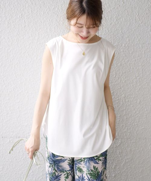 SHIPS(シップス)の「クリーンフィールパーツノースリーブプルオーバー◇(Tシャツ/カットソー・レディース・ブラック/ブラウン/オフホワイト・ONE SIZE)」の4枚目の写真