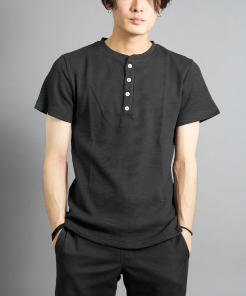 Bling Leads(ブリングリーズ)の「Bling Leads/サーマル半袖ヘンリーネックTee(Tシャツ/カットソー・メンズ・ホワイト/ブラック/グレー/カーキ/ネイビー/サックスブルー/ライトピンク・LARGE/X-LARGE/MEDIUM)」の2枚目の写真