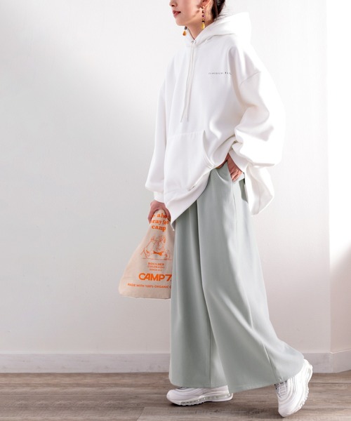 classicalelf(クラシカルエルフ)の「たなびくフレア、Aラインの魅力。イージーフレアパンツ(その他パンツ・レディース・アイボリー/ライトブラウン/ブラック/グレー・SMALL/MEDIUM/LARGE/X-LARGE)」の21枚目の写真