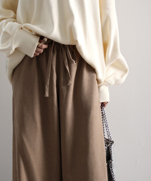 classicalelf(クラシカルエルフ)の「たなびくフレア、Aラインの魅力。イージーフレアパンツ(その他パンツ・レディース・アイボリー/ライトブラウン/ブラック/グレー・SMALL/MEDIUM/LARGE/X-LARGE)」の6枚目の写真
