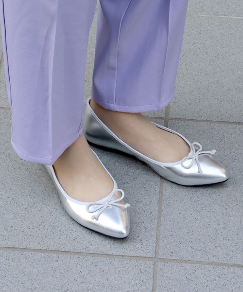 LibertyDoll（リバティードール）の「Liberty doll / ポインテッドトゥ フラットバレエパンプス(5420)（バレエシューズ・レディース・ブラック/パイソン/シルバー/レッド/ホワイト/ベージュ/ゴールド/ゴールド系その他/ブラック系その他/シルバー系その他・3L/S/M/L/LL/SS）」の6枚目の写真