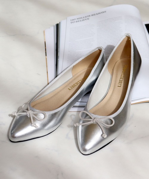 LibertyDoll（リバティードール）の「Liberty doll / ポインテッドトゥ フラットバレエパンプス(5420)（バレエシューズ・レディース・ブラック/パイソン/シルバー/レッド/ホワイト/ベージュ/ゴールド/ゴールド系その他/ブラック系その他/シルバー系その他・3L/S/M/L/LL/SS）」の15枚目の写真