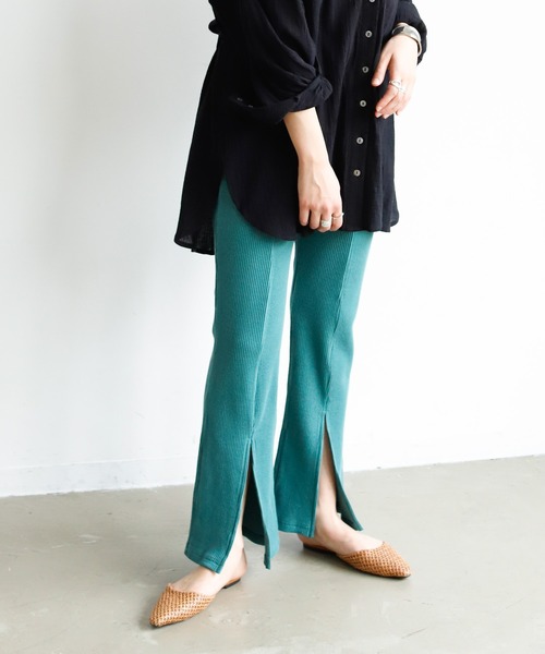 Auntie Rosa Holiday（アンティローザホリデー）の「フロントスリットリブパンツ【セットアップ対応】（その他パンツ・レディース・ナチュラル/グレー/ブラック/モカ/グリーン・FREE/MEDIUM）」の5枚目の写真