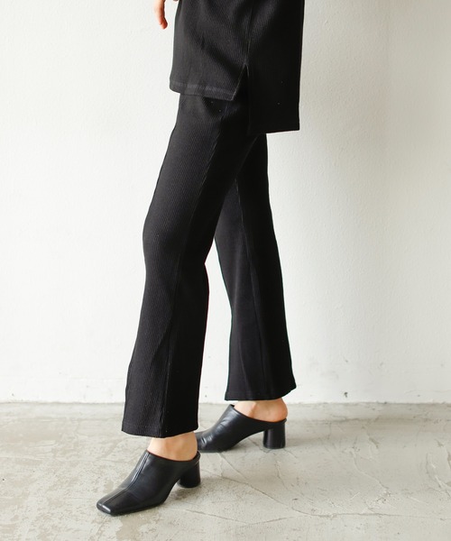 Auntie Rosa Holiday（アンティローザホリデー）の「フロントスリットリブパンツ【セットアップ対応】（その他パンツ・レディース・ナチュラル/グレー/ブラック/モカ/グリーン・FREE/MEDIUM）」の7枚目の写真