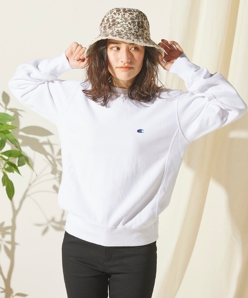 LIPSTAR（リップスター）の「≪Casselini／キャセリーニ≫リバーシブル花柄バケットハット（ハット・レディース・アイボリー/ブラック系その他・FREE）」の6枚目の写真