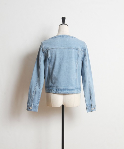 パールビジュー装飾ノーカラーデニムジャケット（デニムジャケット