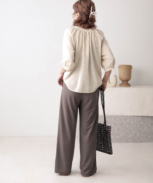 Bab(バブ)の「【WEB限定】ハイウエスト麻ライクストレートパンツ(その他パンツ・レディース・チャコールグレー/カーキ/サンドベージュ・38)」の14枚目の写真