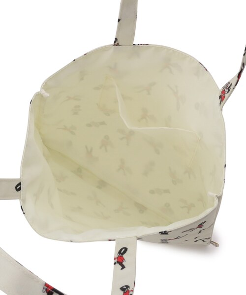 LAURA ASHLEY(ローラアシュレイ)の「ヴィンテージソルジャー柄トートバッグ(トートバッグ・レディース・ホワイト系1/ネイビー系・00)」の6枚目の写真