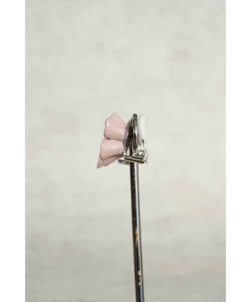 CHACO （FLOWER ACCESSORY）（チャコ）の「CHACO/ ピンクcherryのイヤリング（イヤリング・レディース・ベビーピンク・FREE）」の3枚目の写真