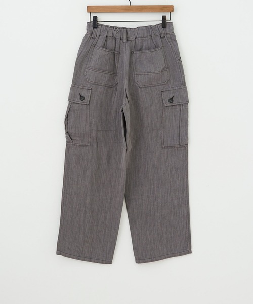 CUBE SUGAR(キューブシュガー)の「スラブツイル ボタンフロント カーゴパンツ(カーゴパンツ・レディース・チャコールグレー/パープル/イエロー・S/M)」の16枚目の写真