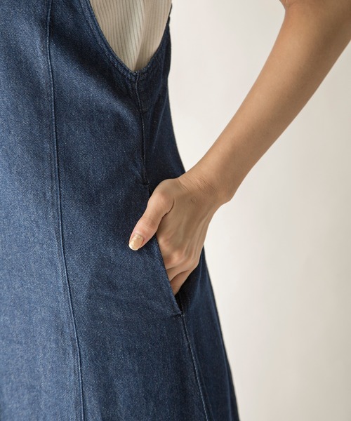 MILLION CARATS（ミリオンカラッツ）の「【STYLE4】2WAYデニムキャミワンピース（ワンピース・レディース・ブルー/インディゴブルー・FREE）」の9枚目の写真