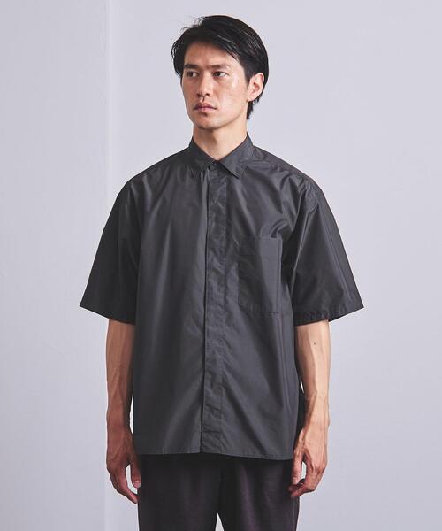 UNITED ARROWS（ユナイテッドアローズ）の「＜UNITED ARROWS＞ コットン/ポリエステル ポプリン フロントフライ ショートスリーブ（シャツ/ブラウス・メンズ・オフホワイト/ダークグレー・SMALL/MEDIUM/LARGE/X-LARGE）」の3枚目の写真