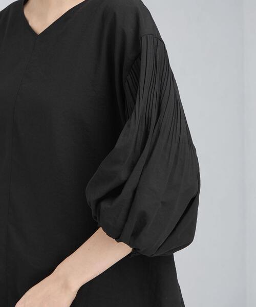 green label relaxing（グリーンレーベルリラクシング）の「FFC プリーツ スリーブ Vネック ブラウス（シャツ/ブラウス・レディース・ホワイト/ライム/ブラック・FREE）」の18枚目の写真