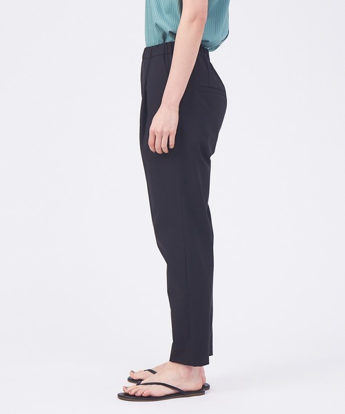 qualite(カリテ)の「【セットアップ対応】コットンリネン2WAYストレッチタックパンツ(その他パンツ・レディース・オレンジ/ベージュ/ブラック/ブルー・38/36/40/34)」の17枚目の写真