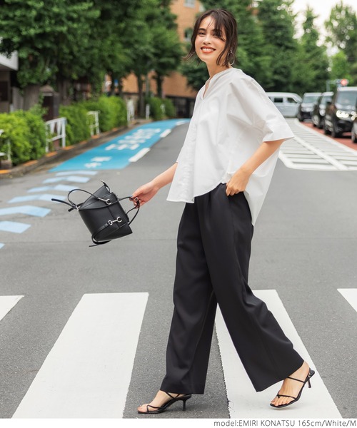 coca(coca)(コカ)の「キーネックドルマンシャツ(シャツ/ブラウス・レディース・ホワイト/ブラウン・M/L)」の9枚目の写真