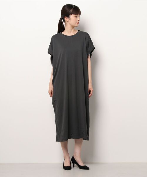 AMERICAN HOLIC（アメリカンホリック）の「フレンチスリーブカットワンピース ＊●（ワンピース・レディース・ブルー/グレイッシュベージュ/チャコールグレー・M/L）」の18枚目の写真