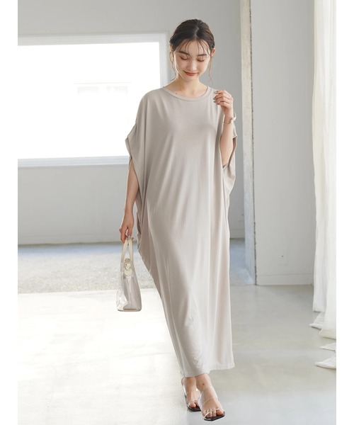 AMERICAN HOLIC（アメリカンホリック）の「フレンチスリーブカットワンピース ＊●（ワンピース・レディース・ブルー/グレイッシュベージュ/チャコールグレー・M/L）」の4枚目の写真