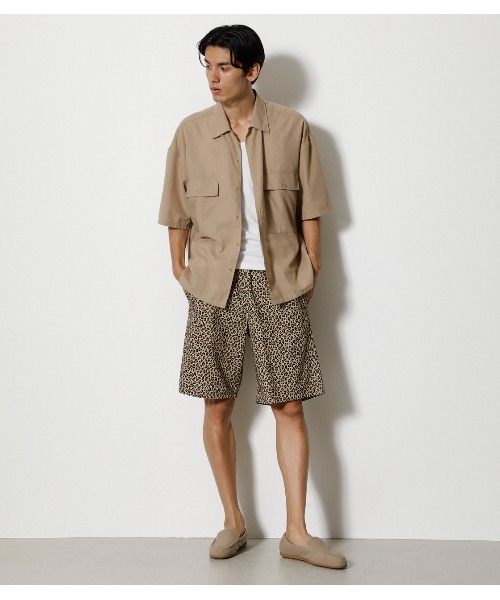 AZUL by moussy（アズールバイマウジー）の「REPREVE W POCKET BIG SHIRT/リプリーブWポケットビッグシャツ（シャツ/ブラウス・メンズ・ベージュ/ブラック・MEDIUM/LARGE）」の9枚目の写真
