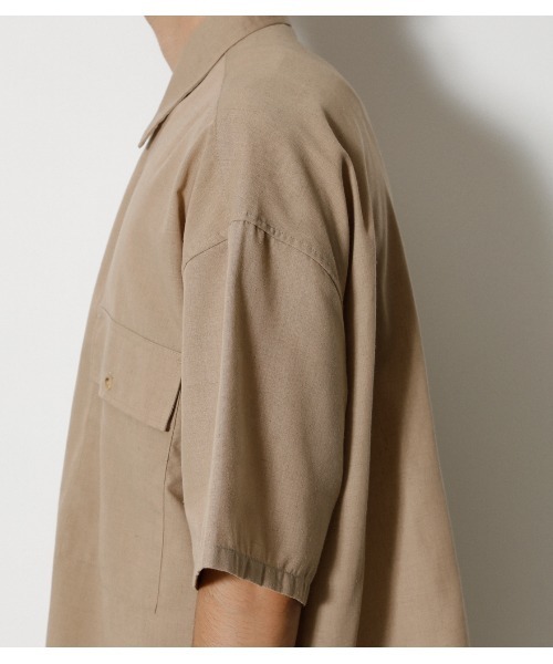 AZUL by moussy（アズールバイマウジー）の「REPREVE W POCKET BIG SHIRT/リプリーブWポケットビッグシャツ（シャツ/ブラウス・メンズ・ベージュ/ブラック・MEDIUM/LARGE）」の14枚目の写真