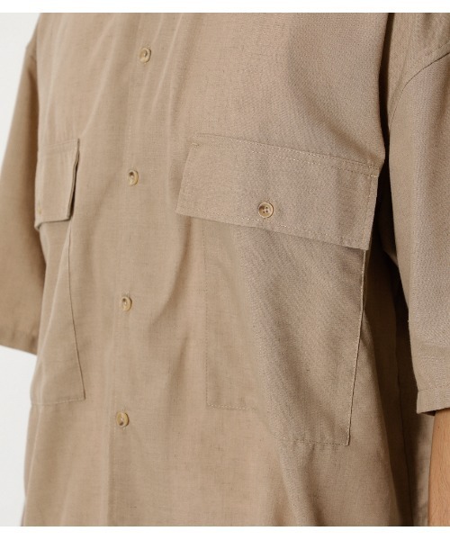 AZUL by moussy（アズールバイマウジー）の「REPREVE W POCKET BIG SHIRT/リプリーブWポケットビッグシャツ（シャツ/ブラウス・メンズ・ベージュ/ブラック・MEDIUM/LARGE）」の15枚目の写真
