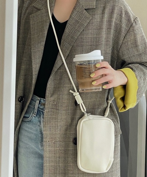 etade(エタード)の「【etade】chouchou 2way shoulder bag etda11(ショルダーバッグ・レディース・ホワイト/ブラック/グリーン/ライトベージュ・FREE)」の22枚目の写真