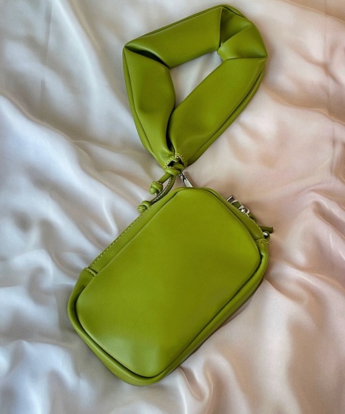 etade(エタード)の「【etade】chouchou 2way shoulder bag etda11(ショルダーバッグ・レディース・ホワイト/ブラック/グリーン/ライトベージュ・FREE)」の19枚目の写真