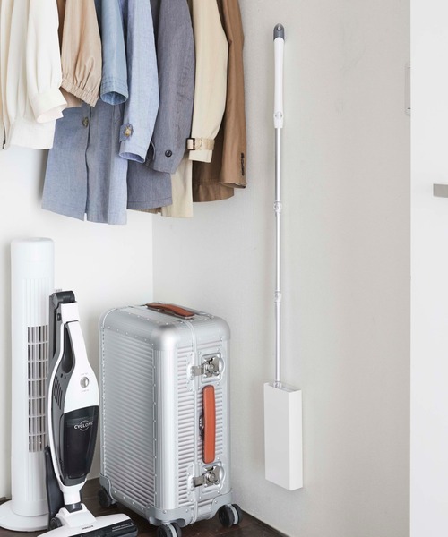 tower（タワー）の「tower（タワー）マグネットフローリングワイパースタンド（掃除グッズ・レディース・ホワイト/ブラック・ONE SIZE/ONESIZE）」の6枚目の写真