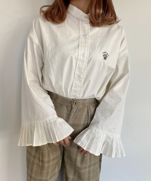nemne store（ネンネストア）の「夢が広がるソデフリル刺繍シャツ（シャツ/ブラウス・レディース・ベージュ/パープル/オフホワイト/カーキ・フリー）」の20枚目の写真