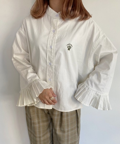 nemne store（ネンネストア）の「夢が広がるソデフリル刺繍シャツ（シャツ/ブラウス・レディース・ベージュ/パープル/オフホワイト/カーキ・フリー）」の10枚目の写真