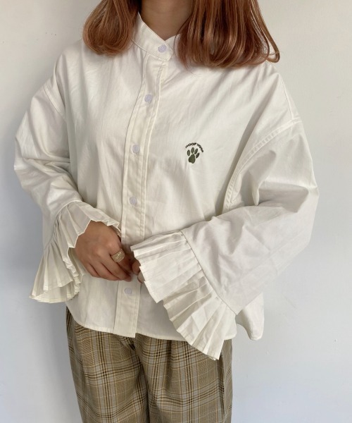 nemne store（ネンネストア）の「夢が広がるソデフリル刺繍シャツ（シャツ/ブラウス・レディース・ベージュ/パープル/オフホワイト/カーキ・フリー）」の21枚目の写真