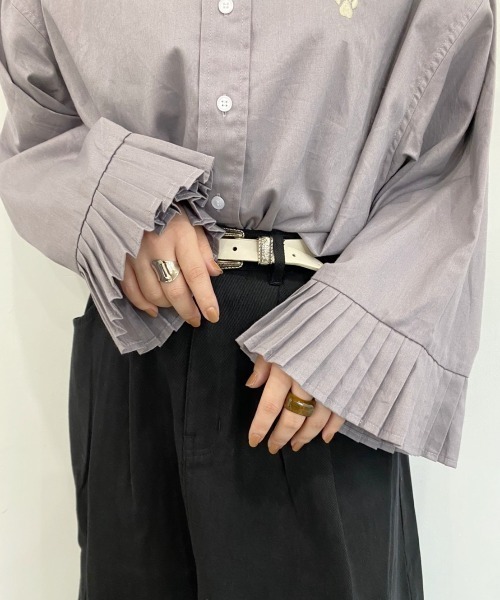 nemne store（ネンネストア）の「夢が広がるソデフリル刺繍シャツ（シャツ/ブラウス・レディース・ベージュ/パープル/オフホワイト/カーキ・フリー）」の8枚目の写真