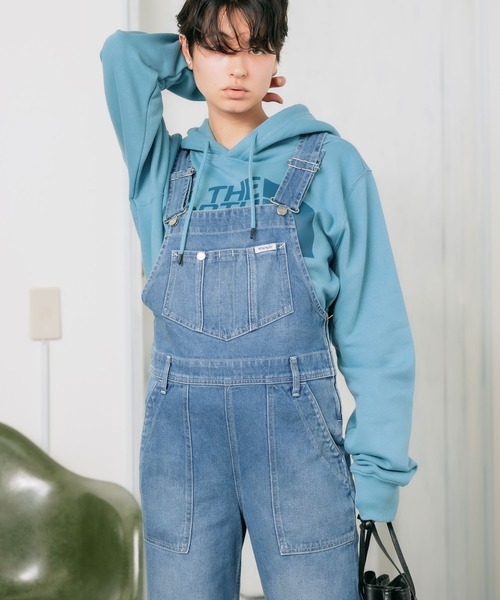 Wrangler(ラングラー)の「WRANGLER/ラングラー FLARE OVERALLS ワンポイント ブランドロゴ オーバーオール フレア(サロペット/オーバーオール・メンズ・アイボリー/ライトブルー・XS/S/M)」の9枚目の写真