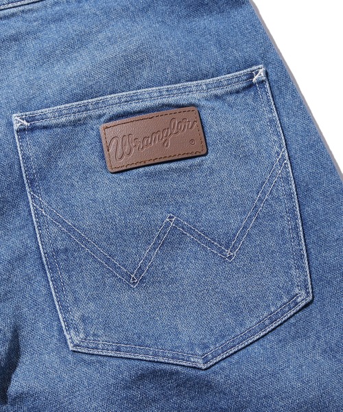 Wrangler(ラングラー)の「WRANGLER/ラングラー FLARE OVERALLS ワンポイント ブランドロゴ オーバーオール フレア(サロペット/オーバーオール・メンズ・アイボリー/ライトブルー・XS/S/M)」の12枚目の写真