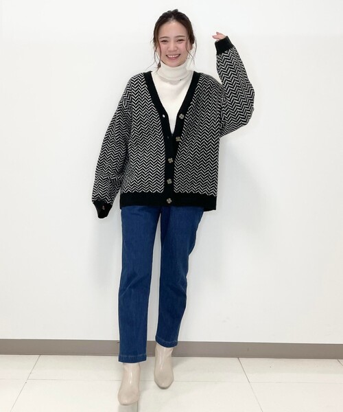 SHOO・LA・RUE（シューラルー）の「◆【S-3L】裏起毛デニムイージーテーパード（デニムパンツ・レディース・ブラック/ダークネイビー・02/01/05/04/03）」の12枚目の写真