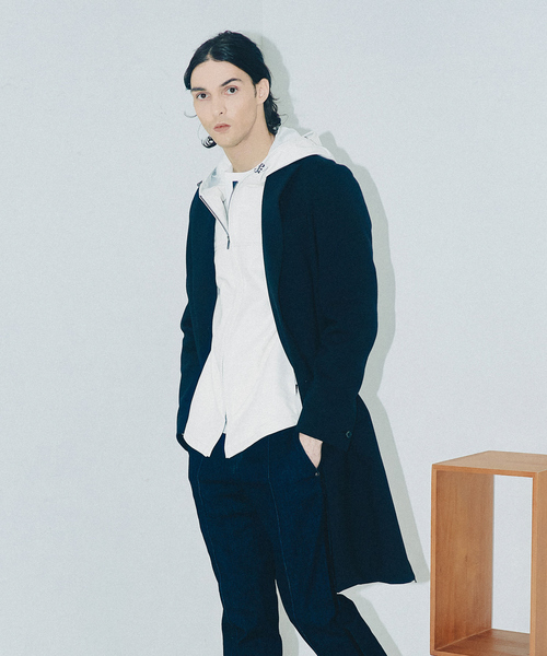 5351 POUR LES HOMMES（ゴーサンゴーイチプールオム）の
