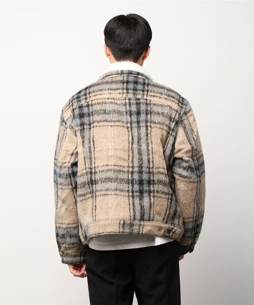 Levi's(リーバイス)の「VTG FIT SHERPA TRUCKER OVERSIZE CAMEL BLUE PLAID TRUCKER(ブルゾン・メンズ・マルチ・L/M/S/XL)」の4枚目の写真