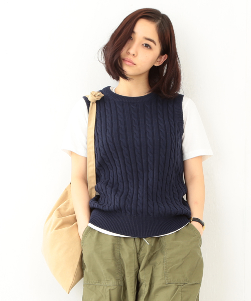 BEAMS BOY(ビームスボーイ)の「BEAMS BOY / 5ゲージ ケーブル編み クルーベスト(ベスト・レディース・ナチュラル/グレー/ネイビー・ONE SIZE)」の3枚目の写真