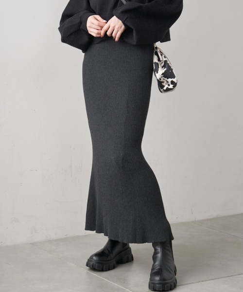 Chico（チコ）の「マーメイドニットロングスカート（スカート・レディース・チャコールグレー/ライトベージュ/ブラウン/ブラック・FREE）」の3枚目の写真